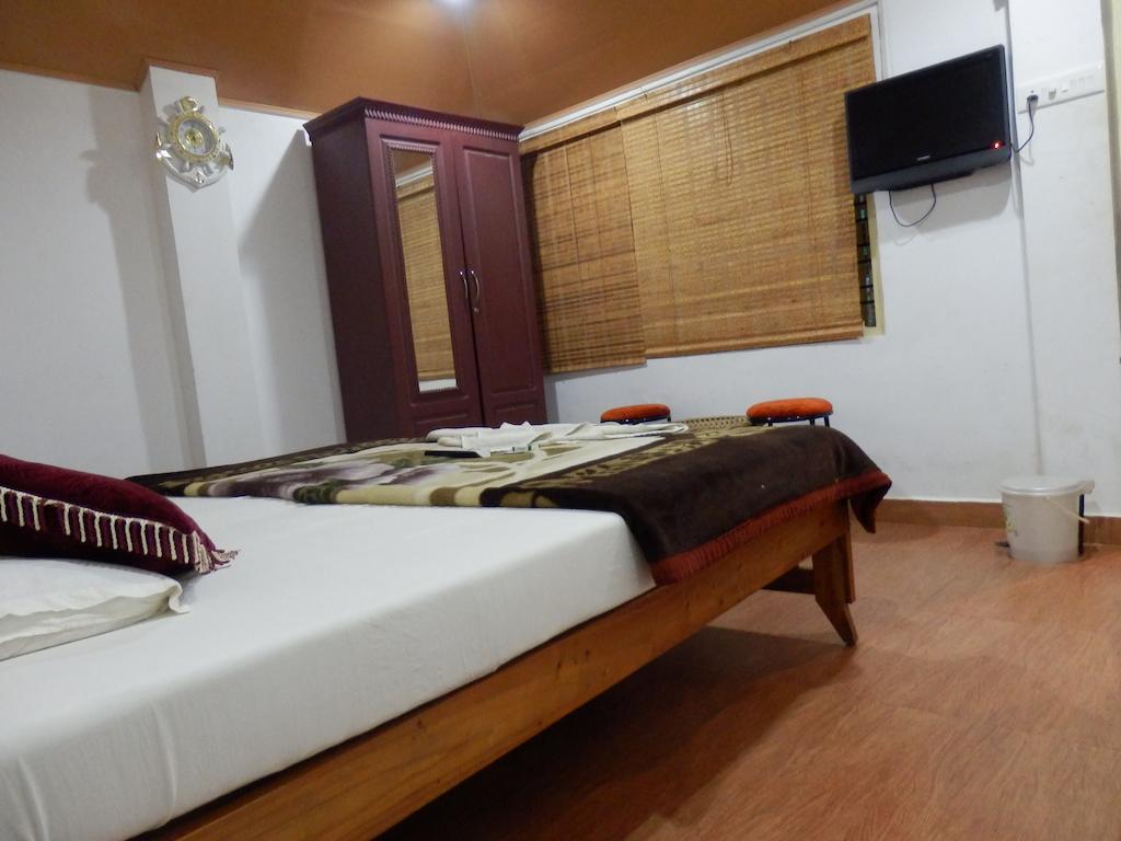 Green Garden Cottage Thekkady Exterior foto